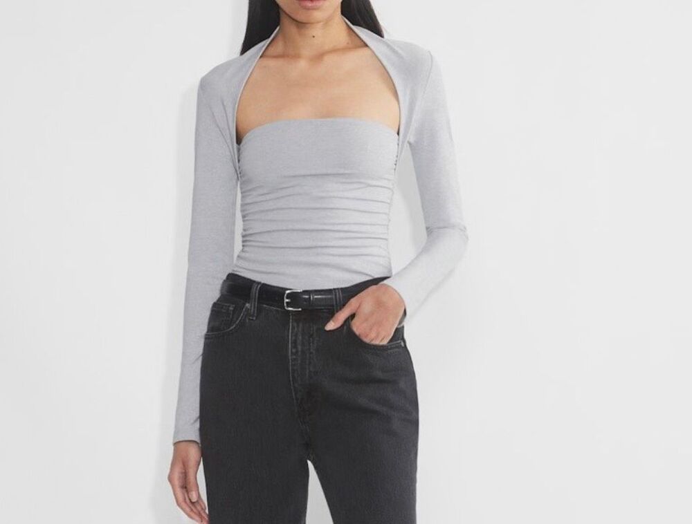 Aritzia Contour Flourish Ruched Long Sleeve square neck Top Gray M NWOT